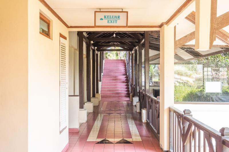Capital O 1256 Sangga Buana Resort And Convention Hotel Cianjur Exterior photo